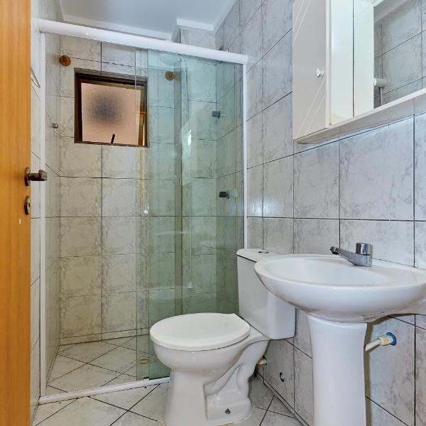 945 - Apartamento Ed Estrela do Mar II - Centro Bombinhas - Garagem para 1 Carro - Foto 3