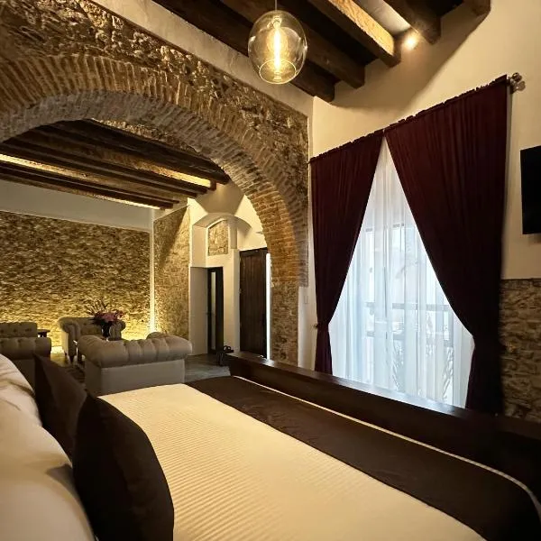 HOTEL BOUTIQUE CASONA 65, hotel v destinaci Puebla