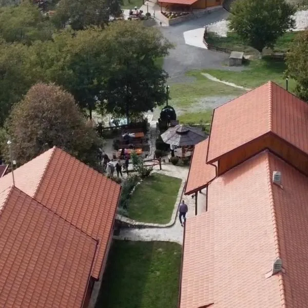 Fruškogorska Lugarnica, hotel en Mala Remeta