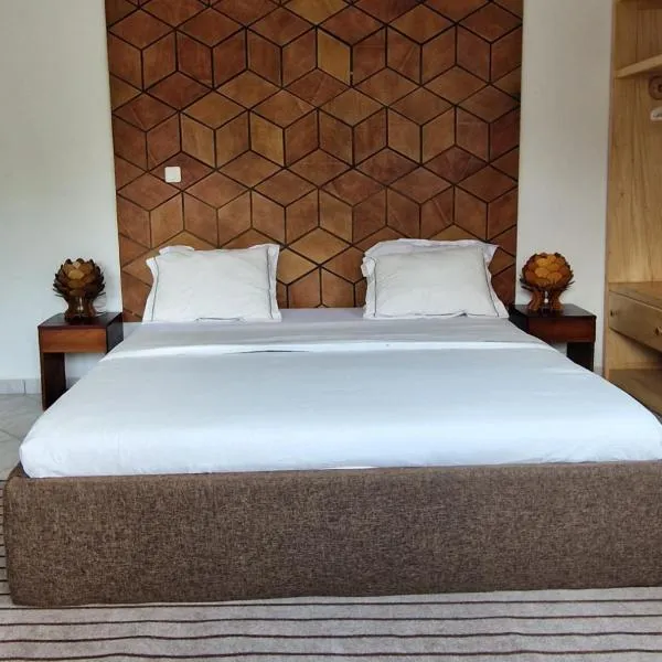 Appartement Meuble SEED a Yaounde Odza, hotel in Yaoundé