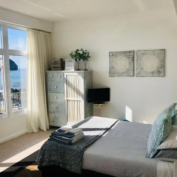 A Villa by the Sea Bed & Breakfast, hotel v destinaci Vila Franca do Campo