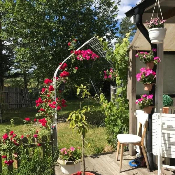bnb mary, hotel v destinaci Björnlunda