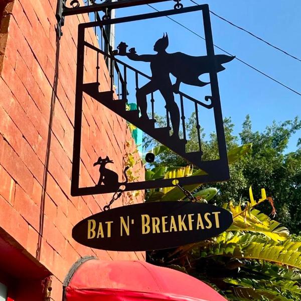 Pousada Bat N Breakfast No Beco do Batman