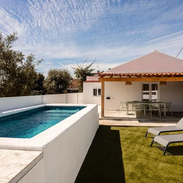 Country Pool House 27, hotel v destinaci Abrantes