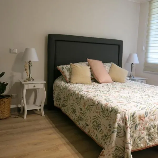 Dpto. Nuevo y Económico a 20’ del centro, hotel in Santiago