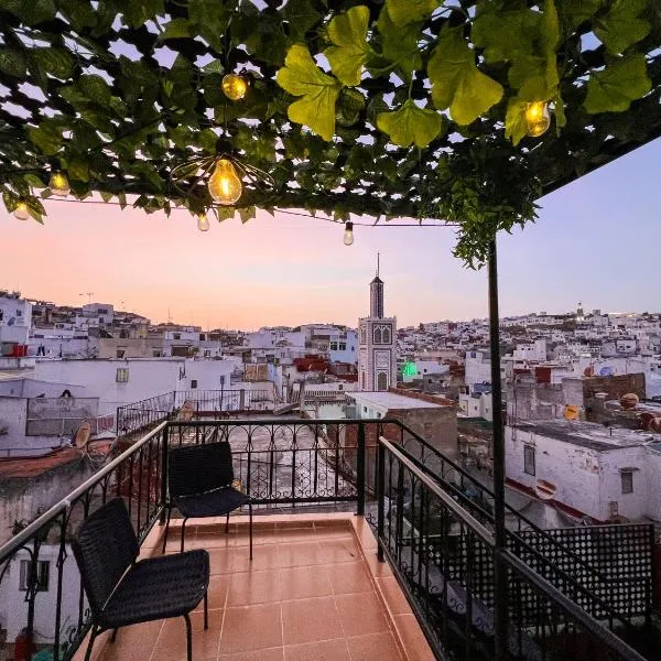 House in old Medina for 10 guests, hotel v destinaci Tanger
