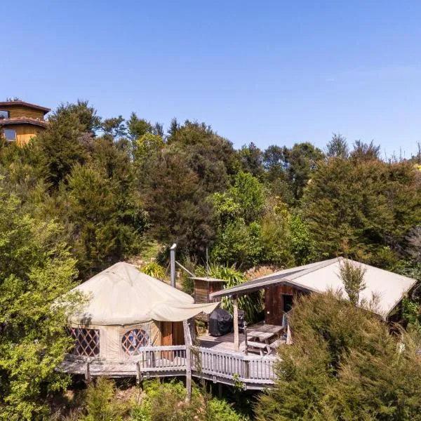 Yurt retreat, hotel a Pangatotara