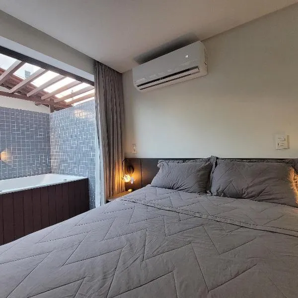 Flat com Jacuzzi Área Externa a 50m praia do Bessa: João Pessoa şehrinde bir otel