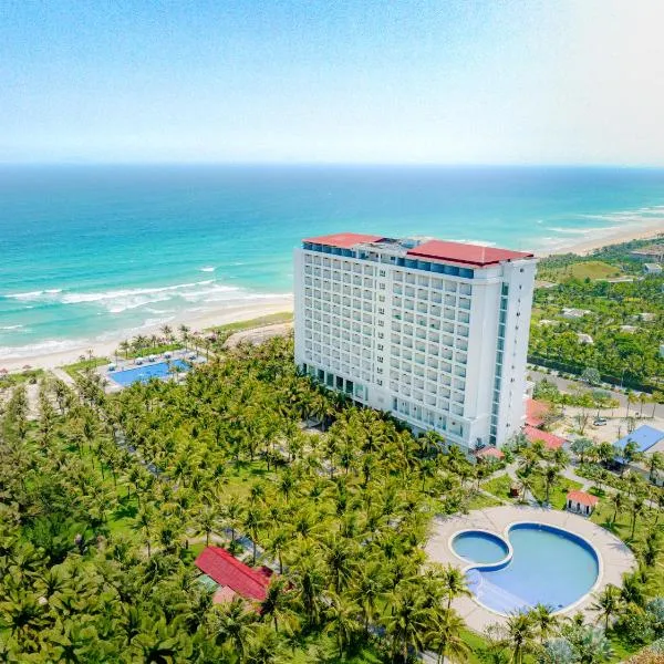 Ocean Waves Resort Cam Ranh, готель у місті Cam Lâm