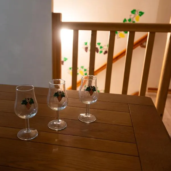 Gîte vigneron, hotel v destinaci Champlitte-et-le-Prélot