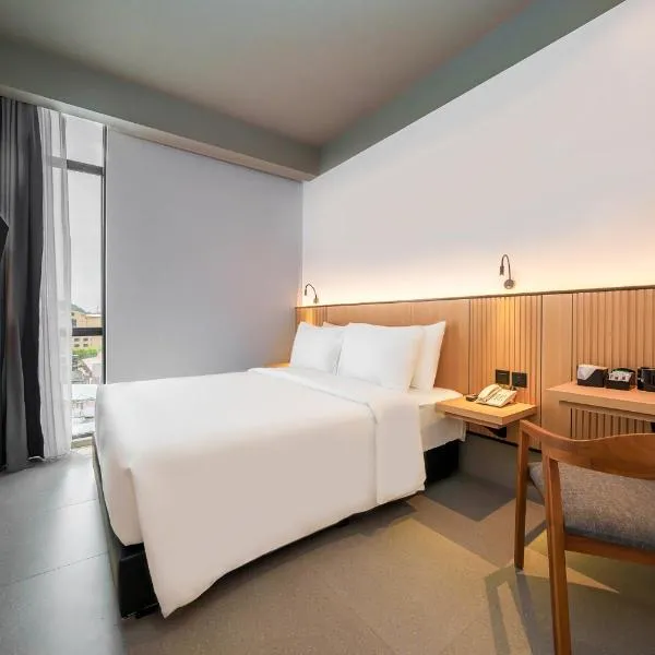 Ando Hotel Batam, hotel v destinaci Nagoya
