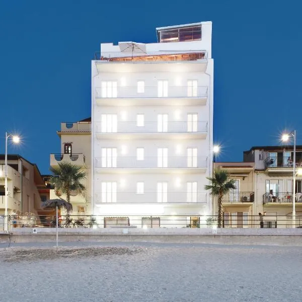 Vuelle Residence Apartments, hotel v destinaci Capo dʼOrlando