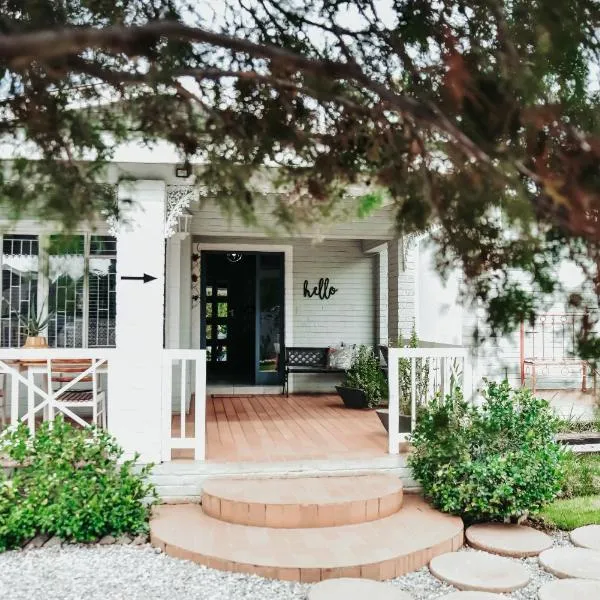 Amaziah Guesthouse, hotel v destinaci Kuruman