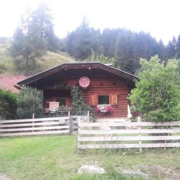 Holzblockhaus zum Wohlfühlen, hotel v mestu Einfahr