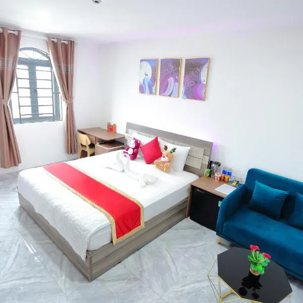 SKY HOTEL, hotel in Long Thành