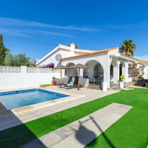 Fidalsa Relax Pool & BBQ, hotel in Torrevieja