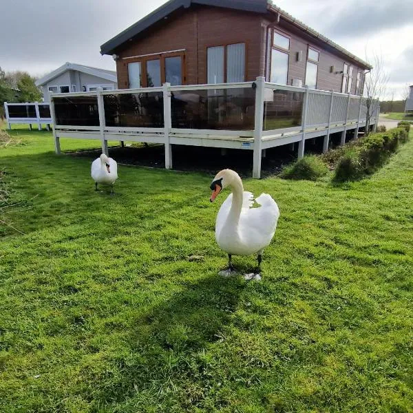 Pemberton Arrondale Lodge, Lakeside View (Haven Lakeland), hotel in Flookburgh