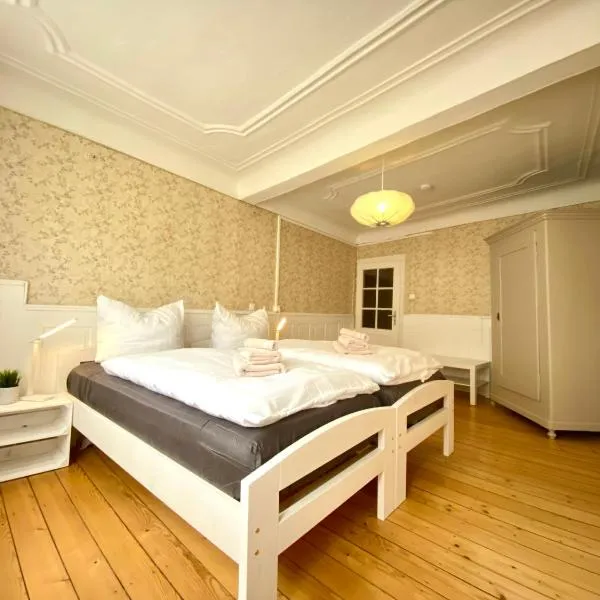 Ferienwohnung „Zuckerbäckerei“, hotel en Kitzingen