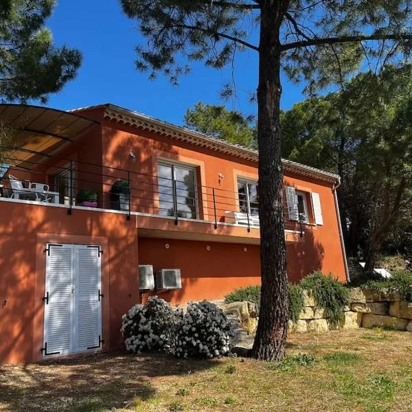 La villa Rosa, hotel Bédoinban