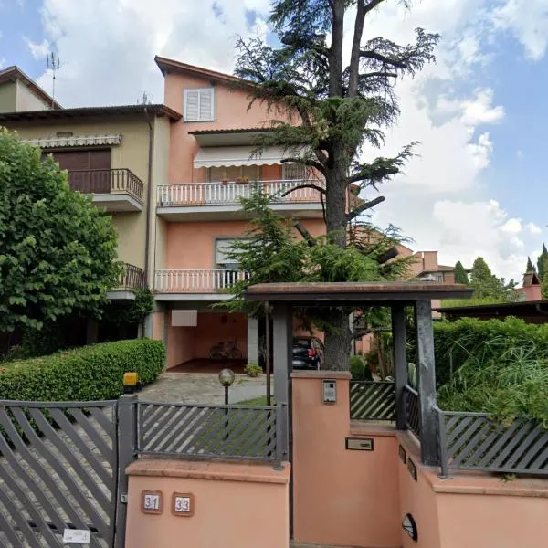 Appartamento Chiesina Uzzanese - Toscana, hotel v destinaci Chiesina Uzzanese
