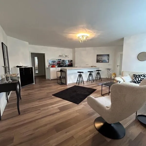 Ferienwohnung Ambiente 3, hotel v destinaci Naumburg