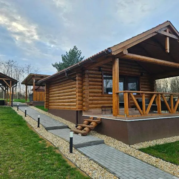 Tóparti Rönkház Vaja, hotel v destinaci Vaja