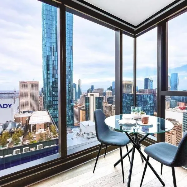 High-rise condo in Melbourne CBD, hotel en Melbourne
