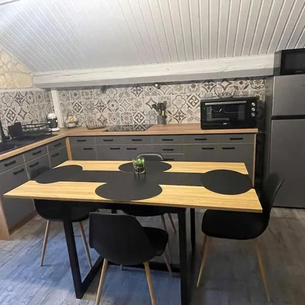 L appartement chez J&C, hotel v destinaci Mandeure
