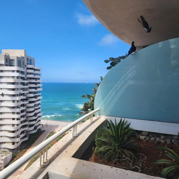 Superb Apartment on 14th floor with Jacuzzi, hotel v destinaci Casablanca