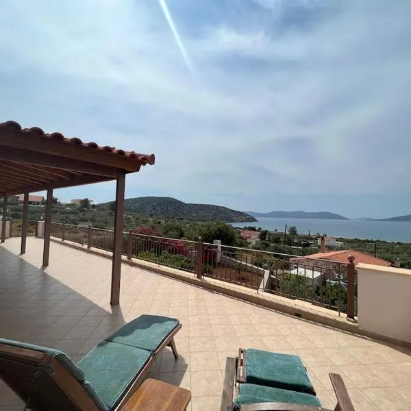 Ermioni Sea View Villa、エルミオニのホテル