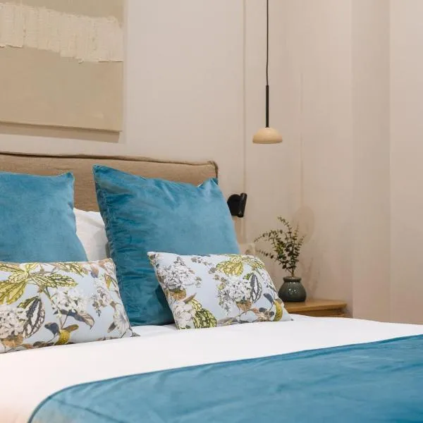 New Hostly Alameda Apartments, hotel di Seville