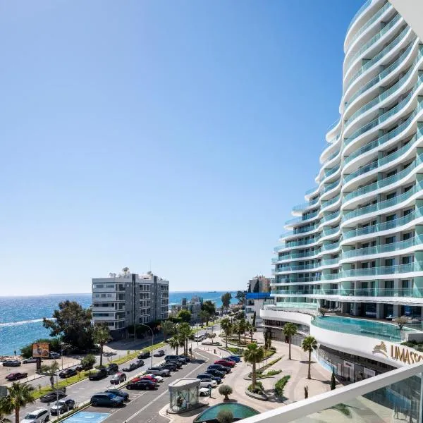 Del Mar Beachfront 'C' 2 Bedroom Residence, hotel in Limassol
