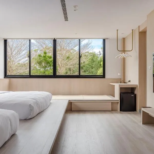 Moda & the Moon B&B, hotel din Miaoli