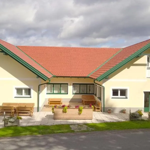 Gästehaus Hebalm, Family & Friends auf 900 m2 Wohnfläche erleben, Alleinnutzung möglich, hotel v destinaci Pack