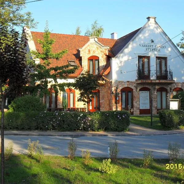 Várkert Panzió, hotel em Miskolc