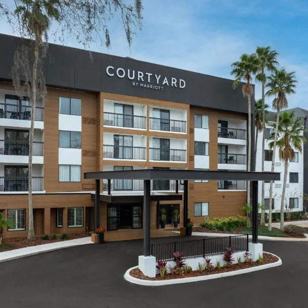 Courtyard by Marriott Orlando East/UCF Area, hotell i Oviedo