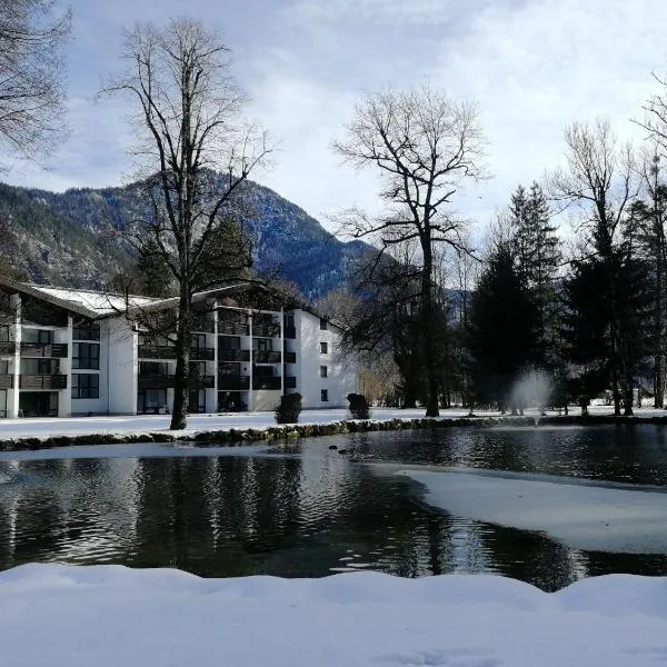 Schloss Grubhof Appartement, hotel v destinaci Sankt Martin bei Lofer