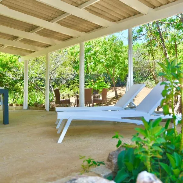 FonteinZen - Home with big garden at Fontein, hotell sihtkohas Willemstad