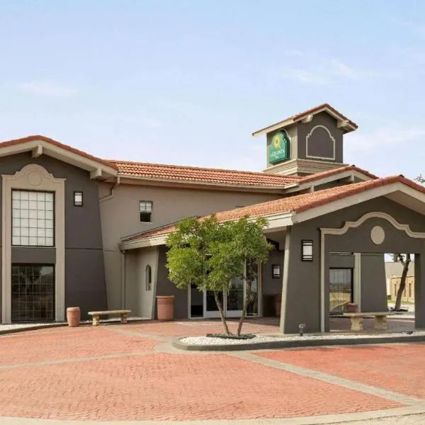 La Quinta Inn By Wyndham IH-10 West San Antonio TX, hotel v destinaci San Antonio