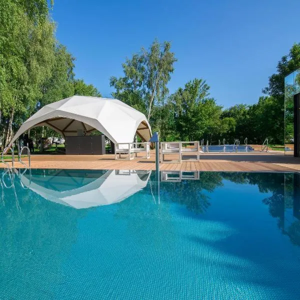 Rosevia Resort & Spa, khách sạn ở Jastrzębia Góra