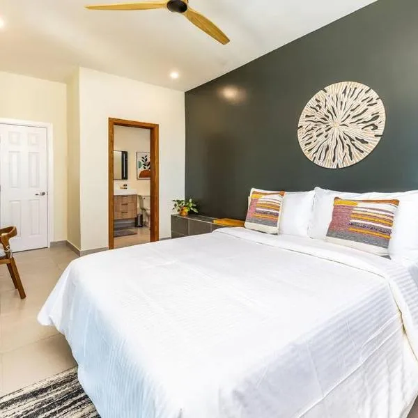 Onyx I Long Bay Retreat I Luxury Stay Near Grace Bay & Long Bay Beach, hotel in Long Bay Hills