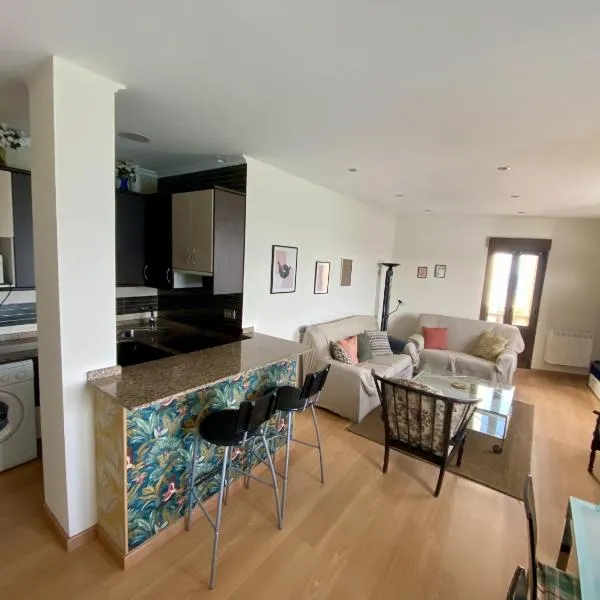 Apartamento Mar Bella, hotel in Lastres