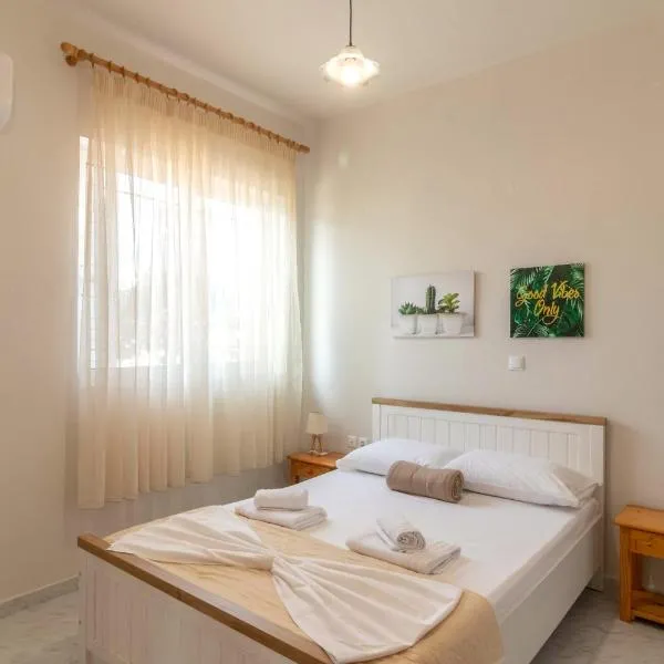 Beachside Apartment-2, hotell i Afantou