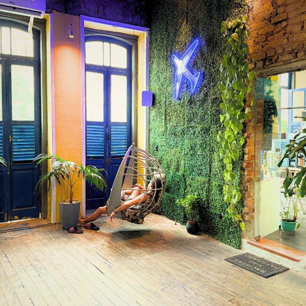 Por el Mundo Hostel