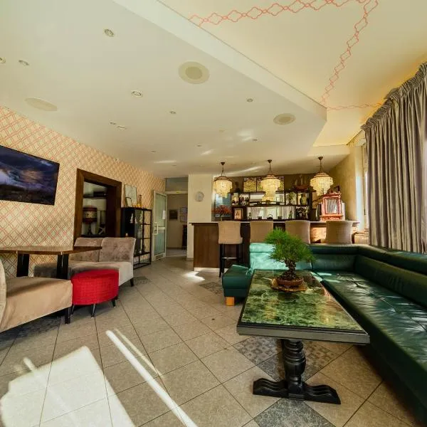 Hotel Maj Inn, hotel di Moravske Toplice