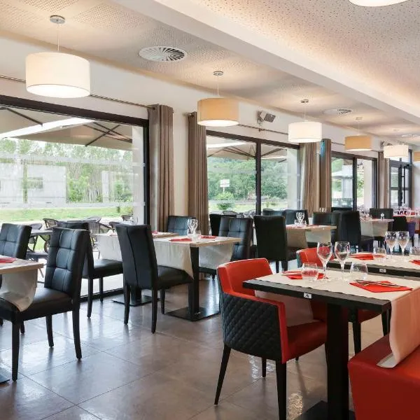Brit Hotel Privilège Figeac, hotel v destinaci Figeac