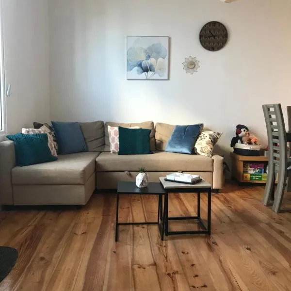 Appartement à côté de la Gare, hotel v destinaci Hendaye