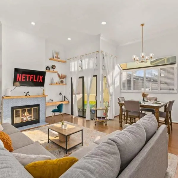 Grand Desire by Cardo - Luxury 3br in Heart of PB, hotel en San Diego