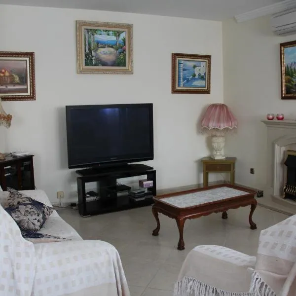 Casa Flamenca en El Ventorrillo، فندق في Cúllar-Vega