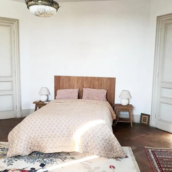 Villa Séquoia - Grande chambre - SDB privée, hotel em Bazas